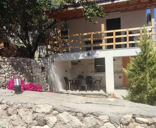 İzmir Karaburun'da Muhteşem Doğa İçerisinde, Tatil Evi - 1