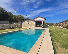 İzmir Urla'da Sakin Konumda, Özel Havuzlu, Lüks Villa - 3