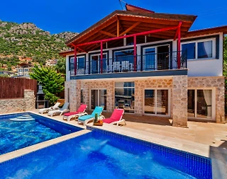 Kaş Bezirgan'da Merkeze Yakın, Özel Havuzlu, Otantik Villa - 1