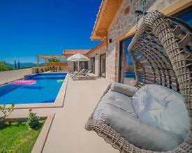 Kaş Üzümlü'de Doğa İçerisinde, Özel Havuzlu, Jakuzili, Lüks Villa - 2