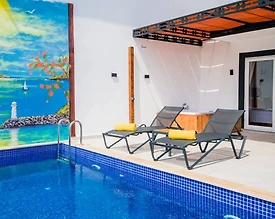 Kalkan Ulugöl'de Merkeze Yakın Konumda, Özel Havuzlu, Konforlu Villa - 2