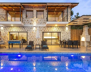 Kaş İslamlar'da Otantik Tasarımlı, Özel Havuzlu, Taş Villa - 1