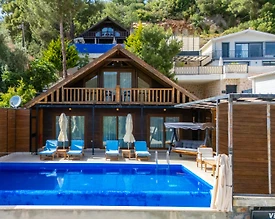 Kaş İslamlar'da Ahşap Tasarımlı, Özel Havuzlu, 2+1 Villa - 3