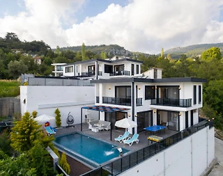 Kaş İslamlar'da Doğa İle İç İçe, Özel Havuzlu, Lüks Villa - 1