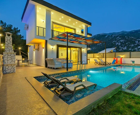 Kaş İslamlar'da Şehirden Uzakta, Özel Havuzlu, 3+1 Villa - 1