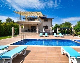 Fethiye Kayaköy'de Sakin Konumda, Özel Havuzlu, Kiralık Villa - 2