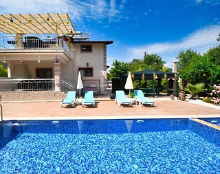 Fethiye Kayaköy'de Sakin Konumda, Özel Havuzlu, Kiralık Villa - 1