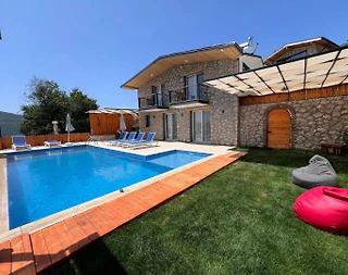 Kaş Sarıbelen'de Doğa İle İç İçe, Özel Havuzlu, 3+1 Villa - 1