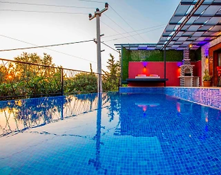 Kaş Bezirgan'da Balayı Çiftlerine Uygun, Özel Havuzlu, Lüks Villa - 2