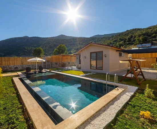Kaş Sarıbelen'de Doğa İle Baş Başa, Özel Havuzlu, 2 Kişilik Villa - 1