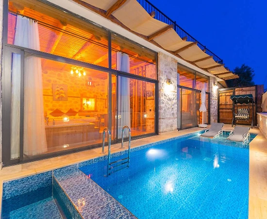 Kaş Bezirgan'da Doğa İçerisinde, Özel Havuzlu, Konforlu Villa - 1