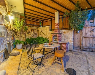 Kaş Bezirgan'da Doğa İçerisinde, Özel Havuzlu, Konforlu Villa - 4