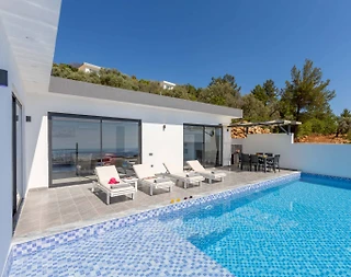 Kaş İslamlar'da Doğa İle İç İçe, Özel Havuzlu, Jakuzili Villa - 2
