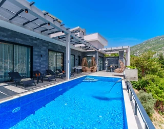 Kaş İslamlar'da Dağ ve Orman Manzaralı, Özel Havuzlu, 2+1 Villa - 1