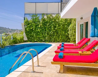 Kaş Kalkan'da Merkezi Konumda, Özel Havuzlu, Manzaralı Villa - 4