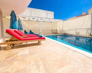 Kaş Kalkan'da Merkezi Konumda, Özel Havuzlu, Manzaralı Villa - 5
