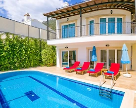 Kaş Kalkan'da Merkezi Konumda, Özel Havuzlu, Manzaralı Villa - 2