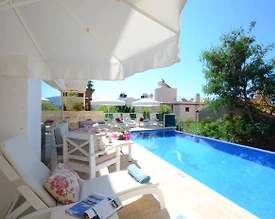 Kaş Kalkan'da Merkezi Konumda, Özel Havuzlu, Jakuzili Villa - 2