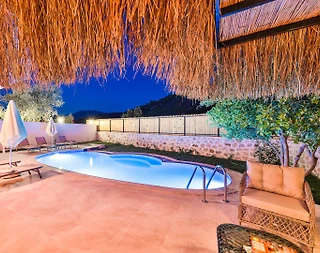 Kaş Gelemiş'te Çekirdek Ailelere Uygun, Özel Havuzlu, Otantik Villa - 5