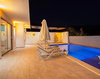 Kaş İkizce'de Doğa ile İç İçe, Özel Havuzlu, Konforlu Villa - 2