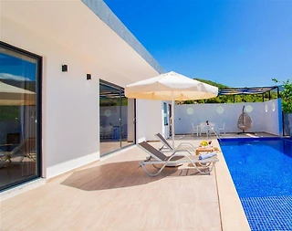 Kaş İkizce'de Doğa ile İç İçe, Özel Havuzlu, Konforlu Villa - 5