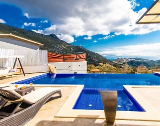 Kaş İslamlar'da Muhteşem Doğa Manzaralı, Jakuzili, Modern Villa - 3