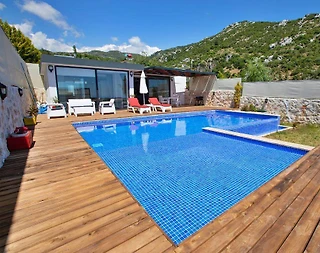 Kaş İslamlar'da Harika Deniz Manzaralı, Özel Havuzlu, Jakuzili Villa - 2
