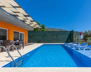 Kaş İslamlar'da Huzurlu Doğada, Özel Havuzlu, Modern Villa - 1