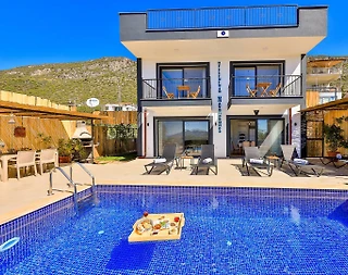 Kaş Gökseki'de Muhteşem Manzaralı, Özel Havuzlu, Kiralık Villa - 2