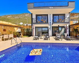 Kaş Gökseki'de Muhteşem Manzaralı, Özel Havuzlu, Kiralık Villa - 2