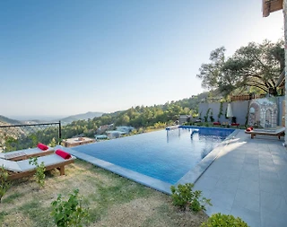 Kaş İslamlar'da Doğa İçerisinde, Sonsuzluk Havuzlu, Kiralık Villa - 5