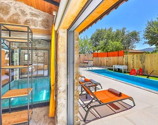 Kaş Bezirgan'da Modern Tasarımlı, Isıtmalı Havuzlu, 2+1 Villa - 4