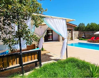 Fethiye Kayaköy'de Çekirdek Ailelere Uygun, Özel Havuzlu, Şık Villa - 5