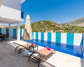 Kaş İslamlar'da Doğanın İçinde, Özel Havuzlu, Muhafazakar Villa - 2