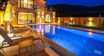 Kaş Hacıoğlan'da Muhteşem Doğada, Özel Havuzlu, Jakuzili Villa