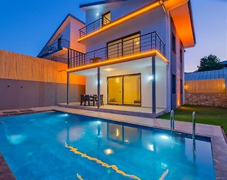 Fethiye Eldirek'te Doğa ile İç İçe, Özel Havuzlu, Jakuzili, Lüks Villa - 1