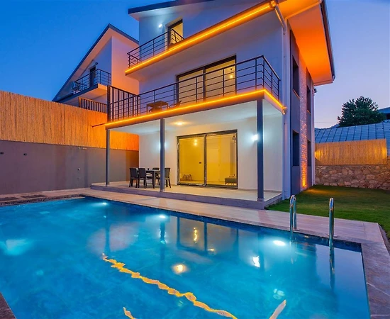 Fethiye Eldirek'te Doğa ile İç İçe, Özel Havuzlu, Jakuzili, Lüks Villa - 1