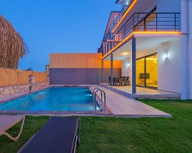 Fethiye Eldirek'te Doğa ile İç İçe, Özel Havuzlu, Jakuzili, Lüks Villa - 2