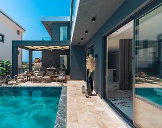 Kaş Bezirgan'da Deniz Manzaralı, Özel Havuzlu, Modern Villa - 2