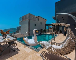 Kaş Bezirgan'da Deniz Manzaralı, Özel Havuzlu, Modern Villa - 4