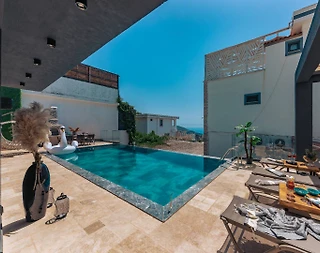Kaş Bezirgan'da Deniz Manzaralı, Özel Havuzlu, Modern Villa - 3