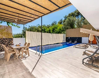 Kaş İslamlar'da Muhteşem Tasarımlı, Özel Havuzlu, Şık Villa - 4