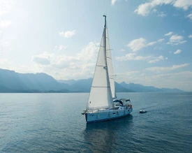 Antalya Kemer'de Soğuk Sularda, 2 Kabinli, 4 Kişilik Yelkenli - 3