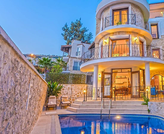Kaş Kalkan'da Deniz Manzaralı, Özel Havuzlu, Taş Mimarili Villa - 1