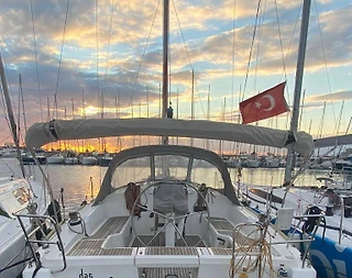 İstanbul Kalamış'ta Modern Tasarımlı, Serin Sularda, Kiralık Tekne - 1