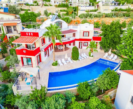 Kaş Kalkan'da Kalabalık Ailelere Uygun, Özel Havuzlu, Nezih Villa - 1