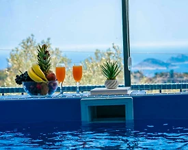 Kaş Bezirgan'da Deniz Manzaralı, Serinleme Havuzlu, Balayı Suiti - 3