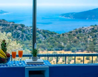 Kaş Bezirgan'da Deniz Manzaralı, Serinleme Havuzlu, Balayı Suiti - 4