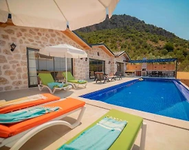 Kaş Yeşilköy'de Doğa İçerisinde, Özel Havuzlu, Taş Vila - 2