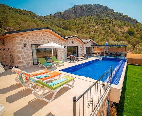 Kaş Yeşilköy'de Doğa İçerisinde, Özel Havuzlu, Taş Vila - 1